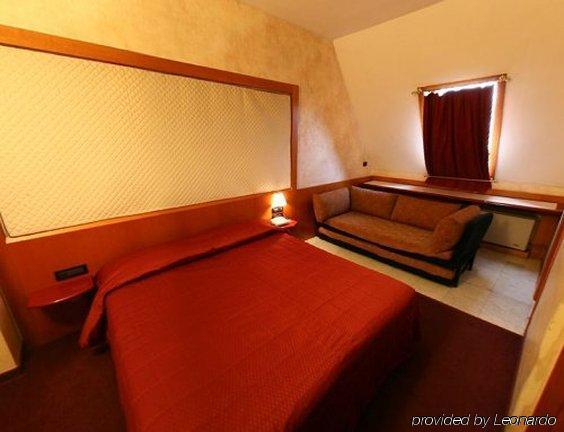 Hotel Giotto Turin Phòng bức ảnh