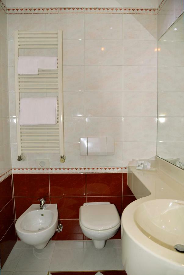 Hotel Giotto Turin Ngoại thất bức ảnh